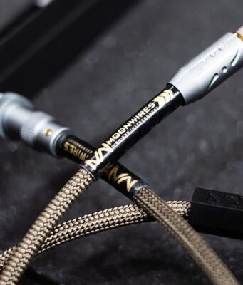 A Foundation of Silence: The Moonwires Acquila DC Cable Review