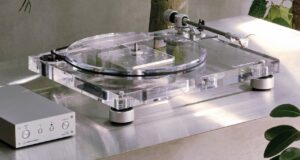 Audio-Technica AT-LPA2 — The Prettiest Deck in the Room, But Does It Back It Up?