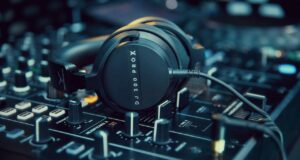 Back in the Booth: Beyerdynamic Returns with the DJ 300 PRO X