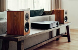 Dynaudio Legend at AXPONA 2026:The $7,000 Bookshelf That Doesn’t Need to Shout About It