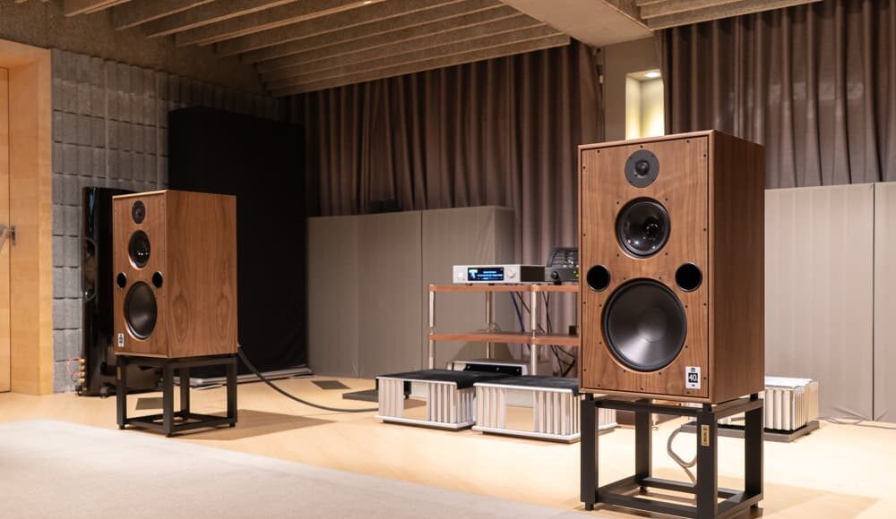 harbeth-m405-xd2-review-does-the-classic-bbc-design-still-re