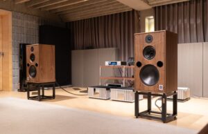 Harbeth M40.5 XD2 Review: Does the Classic BBC Design Still Reign Supreme?