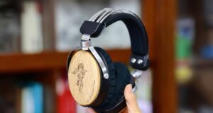 Tago Studio Historic Phone Review: Whisky-Cask Oak, Japanese Tuning, and a $700 Question