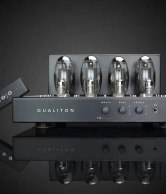The Audio Hungary X200: A Masterful Integration of Classic Tube Design and Contemporary Functionality